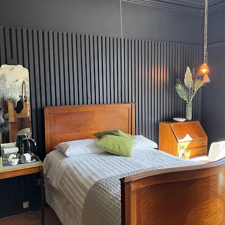 Cornerstones Guest House セール エクステリア 写真