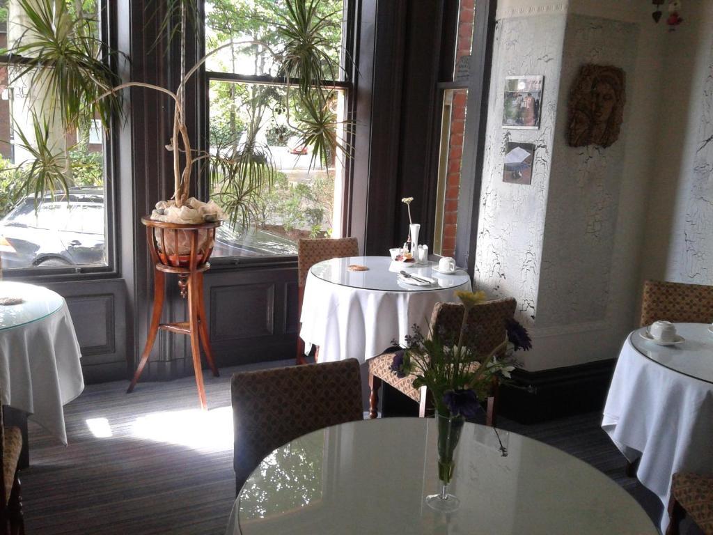 Cornerstones Guest House セール エクステリア 写真